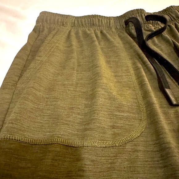 Rare & Out Of Print RVCA C-ABLE SWEATPANTS-Army Green Color and Super Comfy - Picture 4 of 12